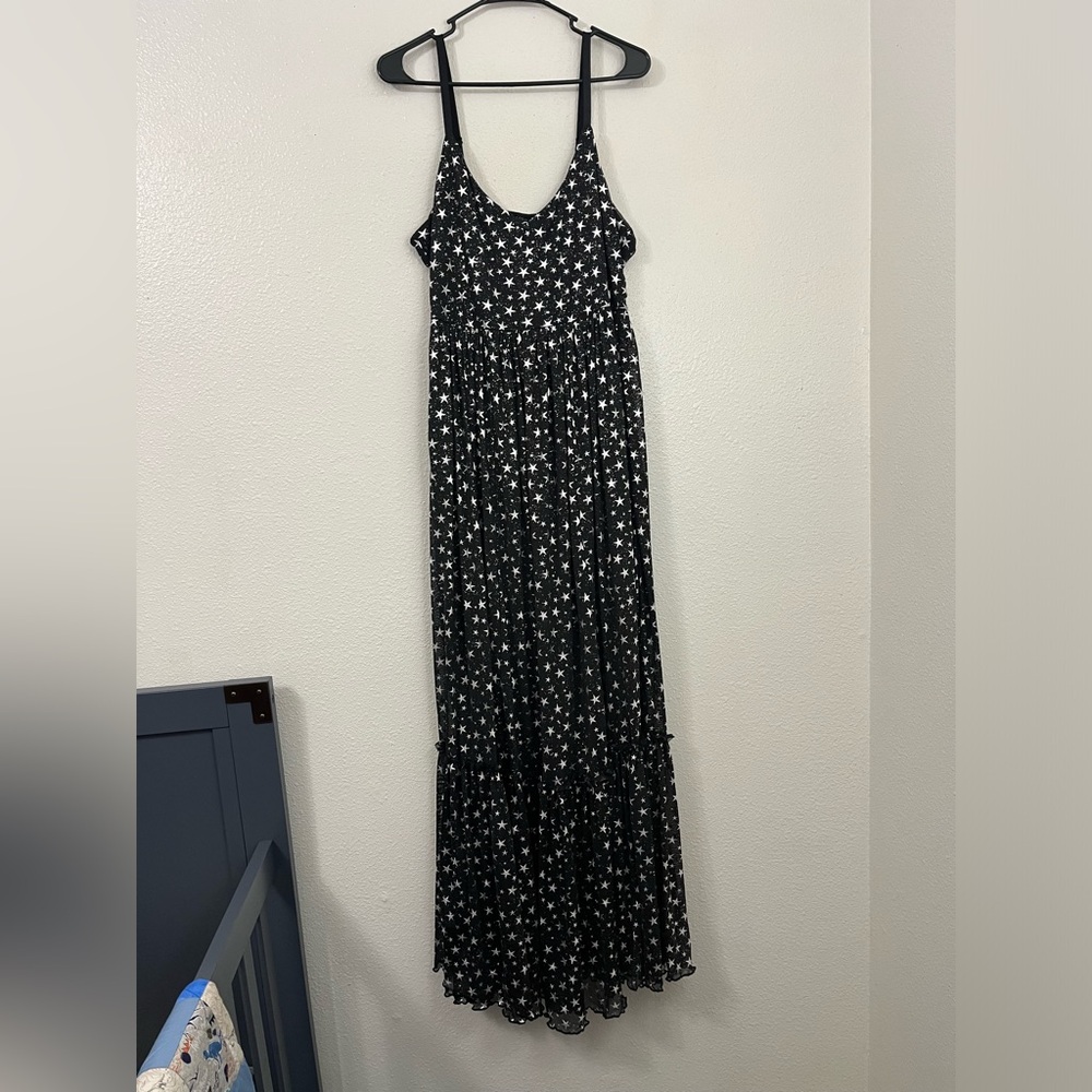 Black Star-Print Maxi Dress - Sleeveless Scoop Neck